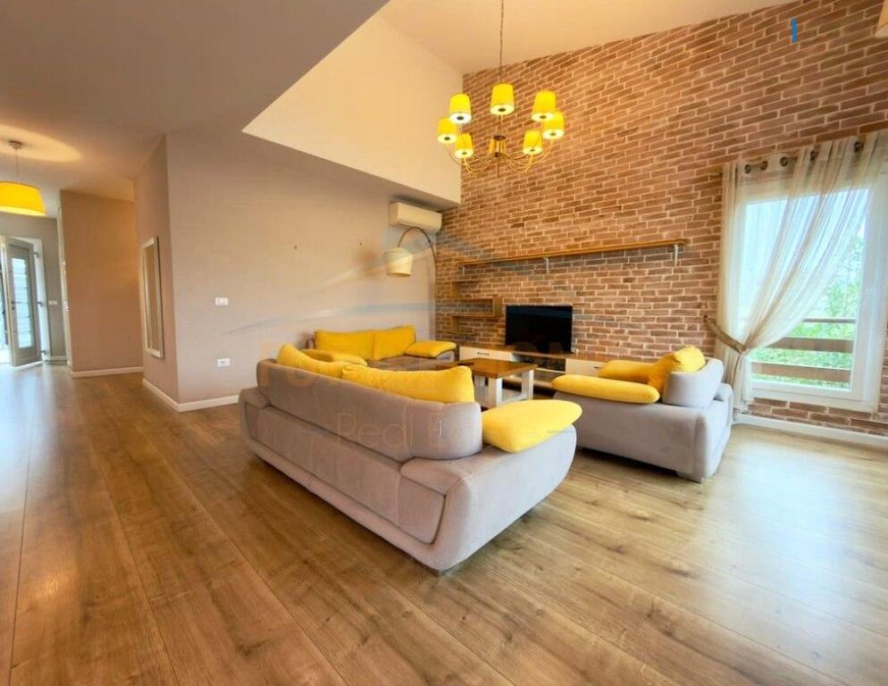 Rent, Apartment 3+1+2+2 Parking Spaces