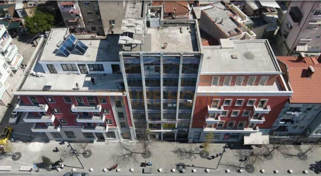 Shitet Apartament 2+1+2+ Post Parkim, tek Atsh,Tirane.