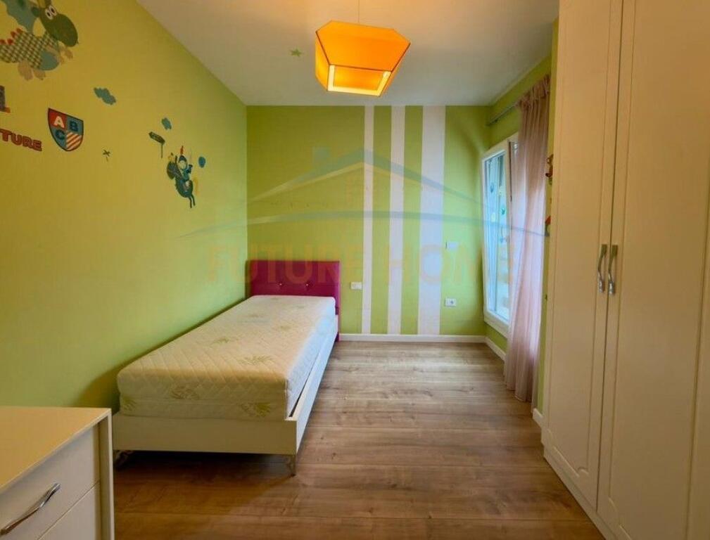 Rent, Apartment 3+1+2+2 Parking Spaces