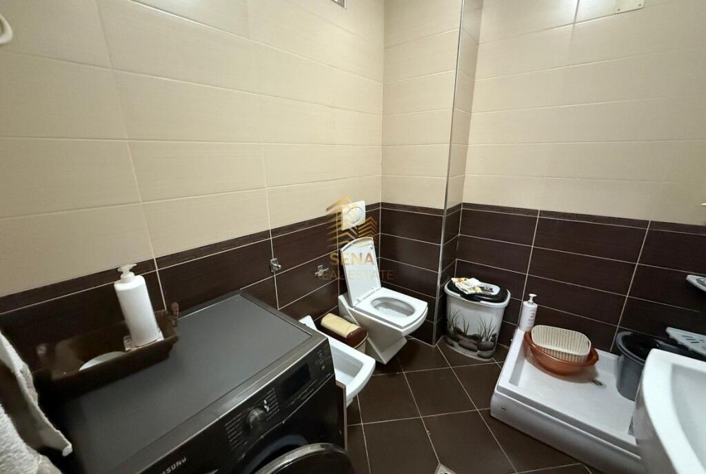 Shitet, Apartament 3+1+2+Blk, Porcelan – Pas UET, 185,000 Euro