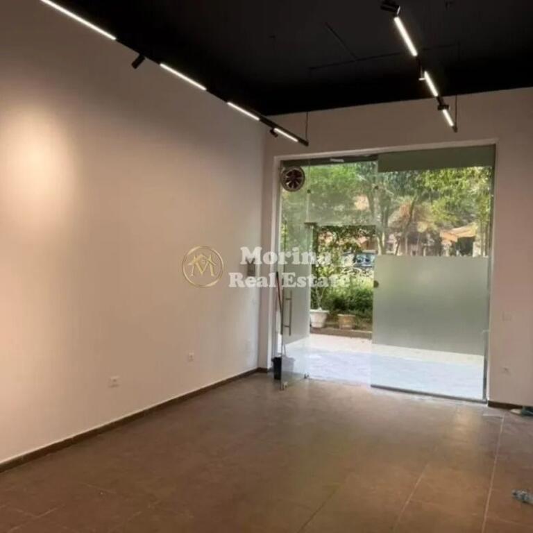 Qera | Ambjent Biznesi | Komuna e Parisit | 550 €/muaj