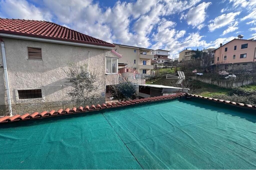 Private house - For Sale - Sauk i Ri, Tirana(ID: 530281030-929)