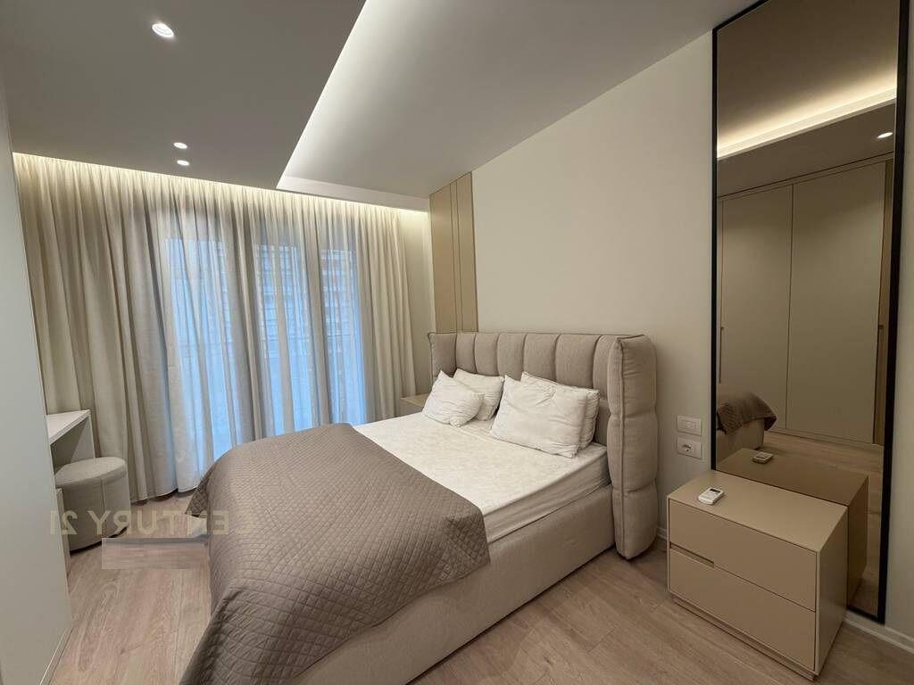 Apartment 1+1 + parking spot on Barrikadave street, near the Center!