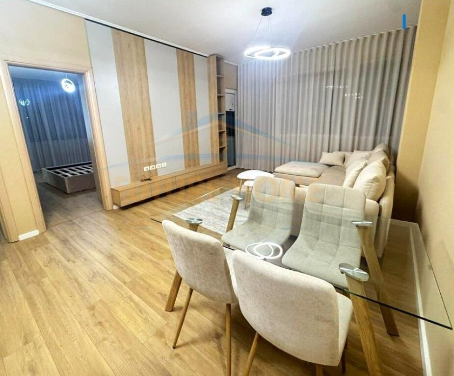 Shitet, Apartament 2+1, Unaza e Re, Tirane