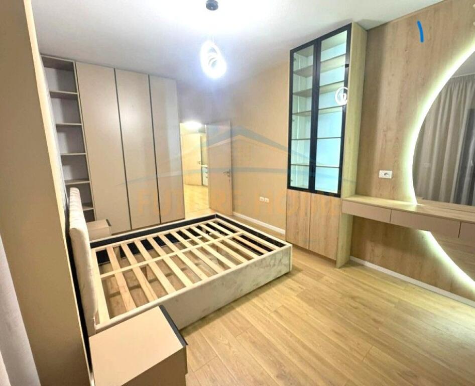 Shitet, Apartament 2+1, Unaza e Re, Tirane