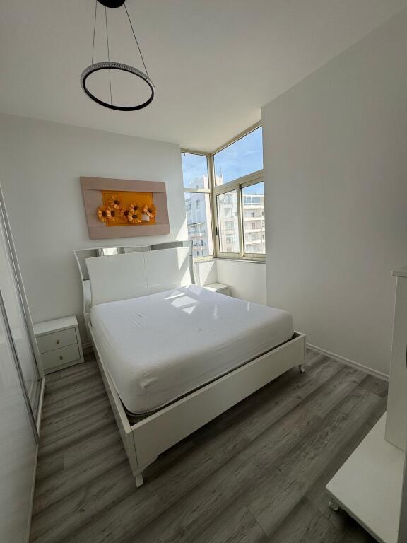 SHITET APARTAMENT 1+1 ME PAMJE DETI – PLAZH ILIRIA, DURRËS