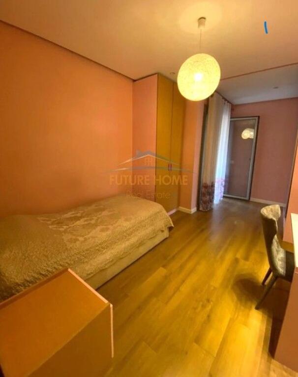 Rent, Apartment 3+1+2+Parking space, Kinostudio, Tirana.