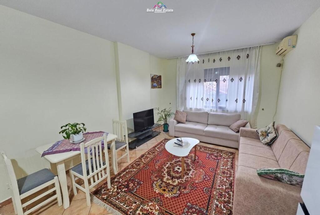 Apartament Me Qera 1+1 Prane Shkolles se Kuqe (ID B2101408) Tirane