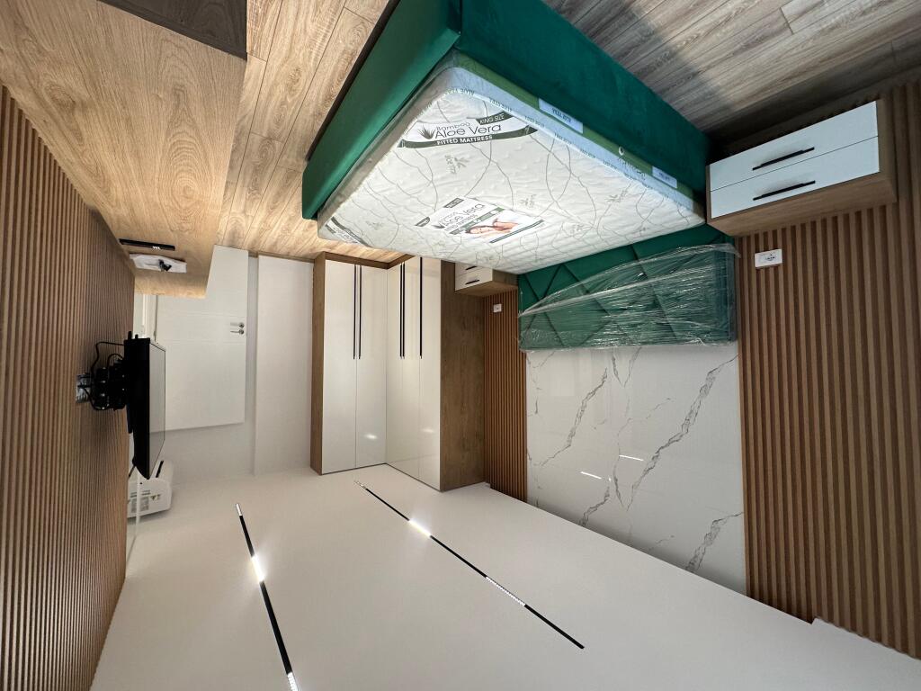 2+1 apartment for rent at the Commune of Paris