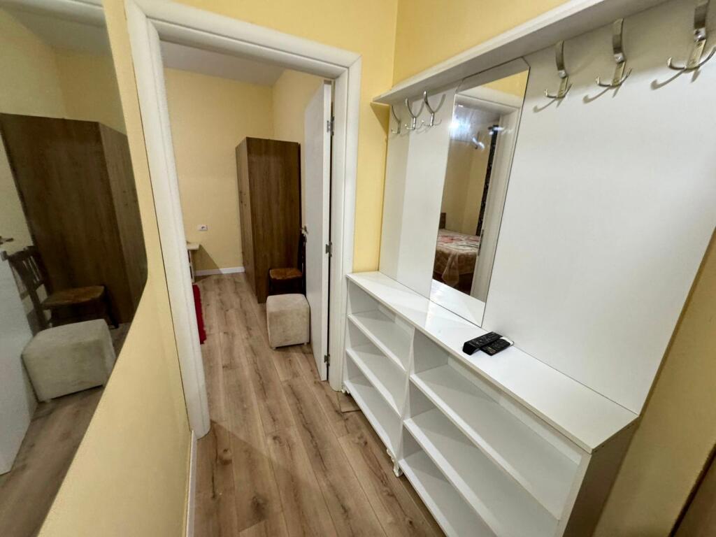 📣 QERA Apartament 1+1 📍 Shkoze, Prane Kompleksit Tom Doshi ✨