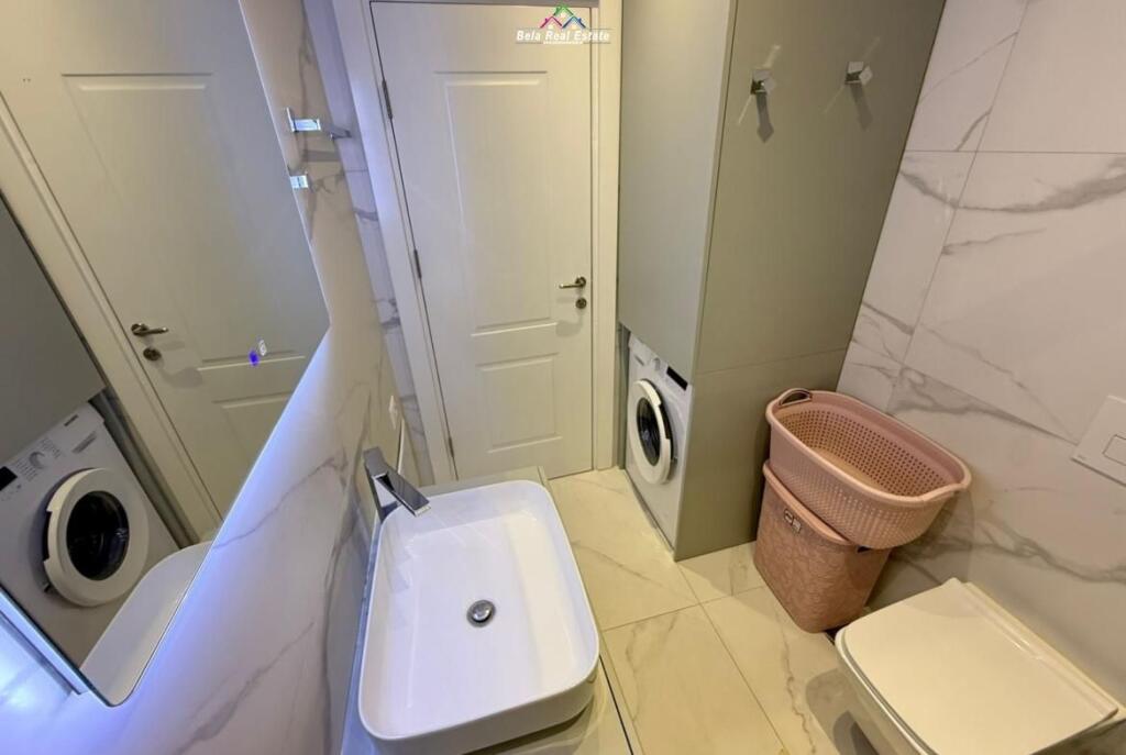 Apartment\Duplex 2+1+2 for rent in Center (ID B2201666) Tirana