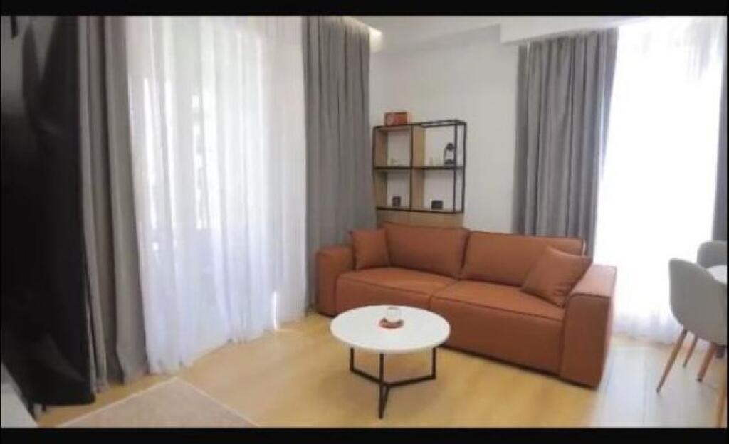 APARTAMENT ME QERA 1+1 ISH FUSHA AVIACIONIT 55.000 LEKE