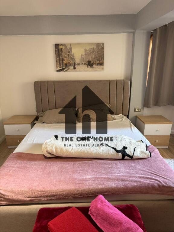 Rent 1+1 Paris Commune (Park nearby)