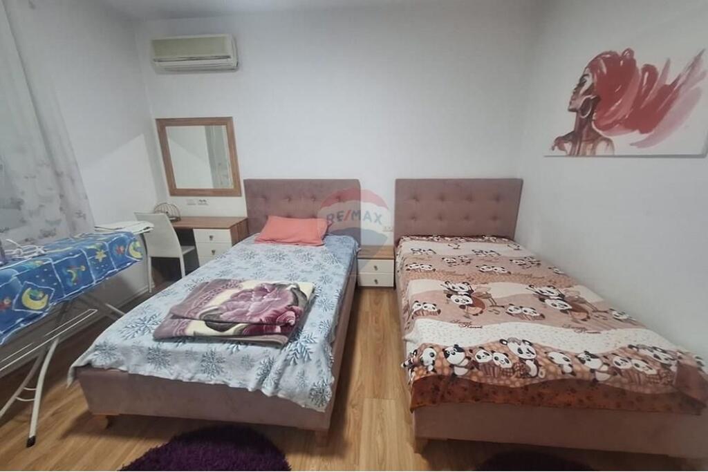 Appartamento moderno 3+1+2+parcheggio in affitto a Don Bosko, primo piano di una villa