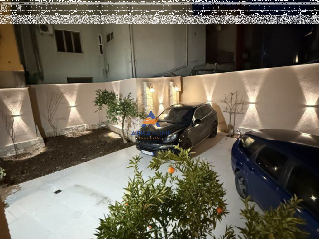 JEPET ME QIRA AMBJENT BIZNESI (VILË 2-KATËSHE) 135 M² "RRUGA NAIM FRASHËRI" 2000 EURO