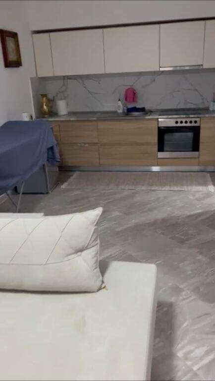 1+1 apartment for sale in Shengjin