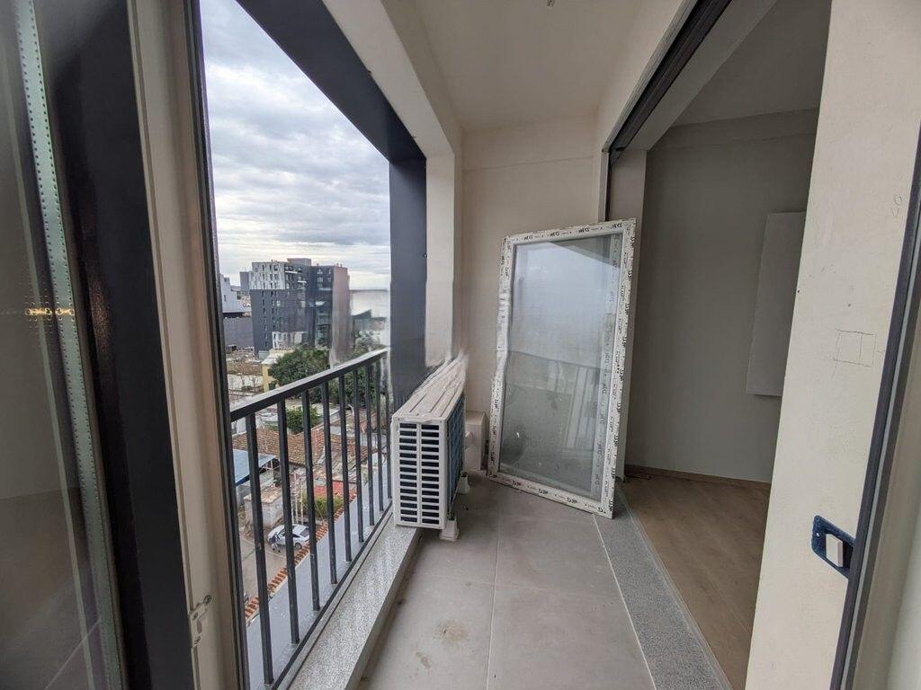 APARTAMENT 1+1 PER SHITJE NE RRUGEN 5 MAJI PRANE CONCORD CENTER 136,000 €