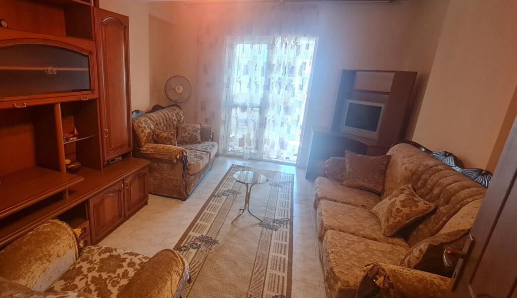 Apartment 3+1 for Rent – near the University “Zoja e Këshillit të Mirë” 📍 Dritan Hoxha Street
