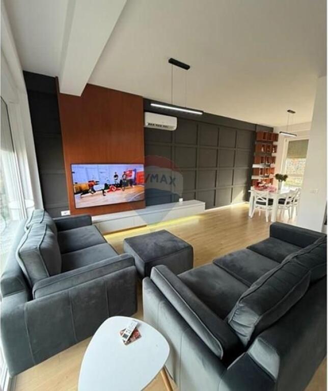 Villa for sale at Rezidenca Alba in Farke.