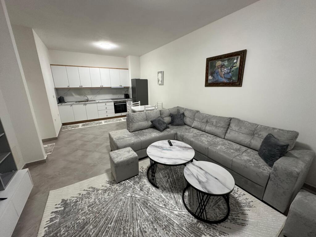 Qera 1+1 Apartament Rezidenca Green City,unaza e re.