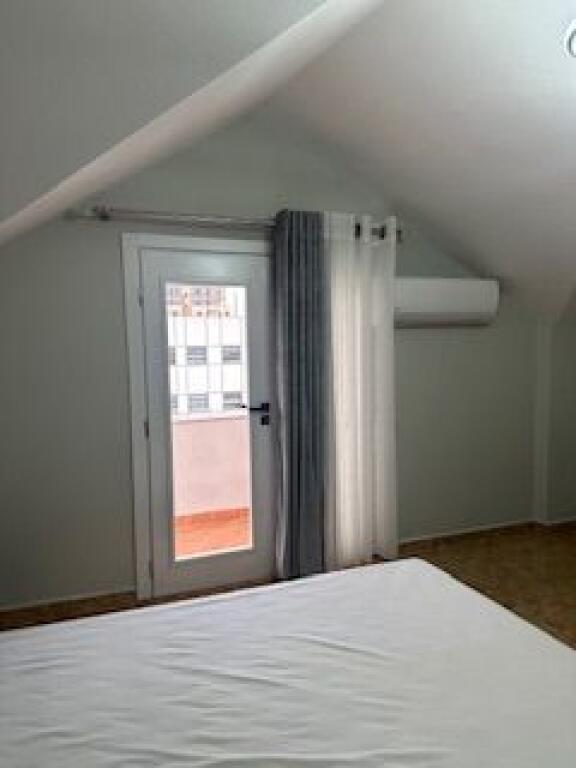 Appartamento 2+1 Appena arredato dietro Globes con 700€