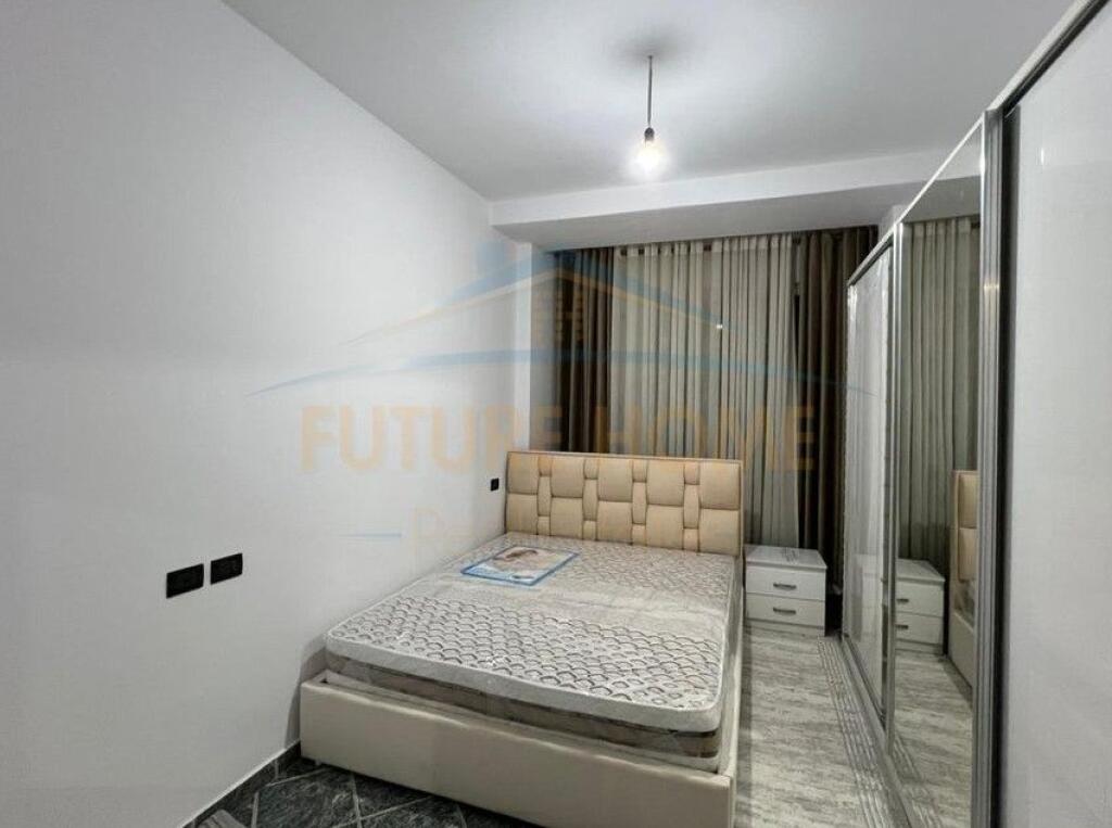 Qera, Apartament 2+1+2, Fresk
