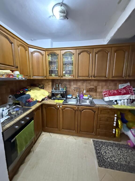 FOR SALE APARTMENT 2+1 CENTER DURRES ,   