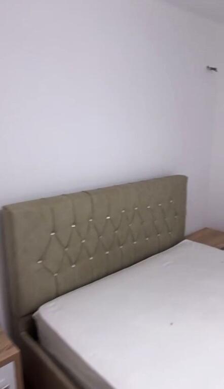 Opposite the “Harry Fultz” School, a 2+1 furnished apartment is for rent. 60,000 Leke