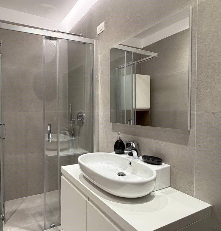 Apartment 1+1 + parking space for rent – at Barrikadave Street, very close to the Center!