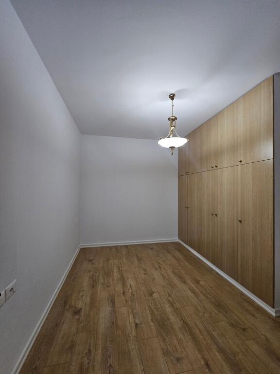 In vendita: *2+1 &amp; Balcone* || *(📍Lago Secco - Nessuna visita a Mir Zoti)* || 2 min dal Lago, posizione ideale || *148,800 Euro*