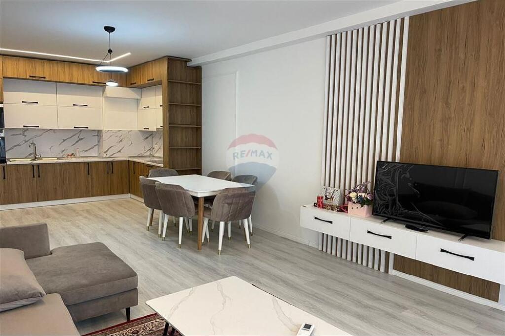 Apartment - For Rent - Pharmacy 10, Tirana