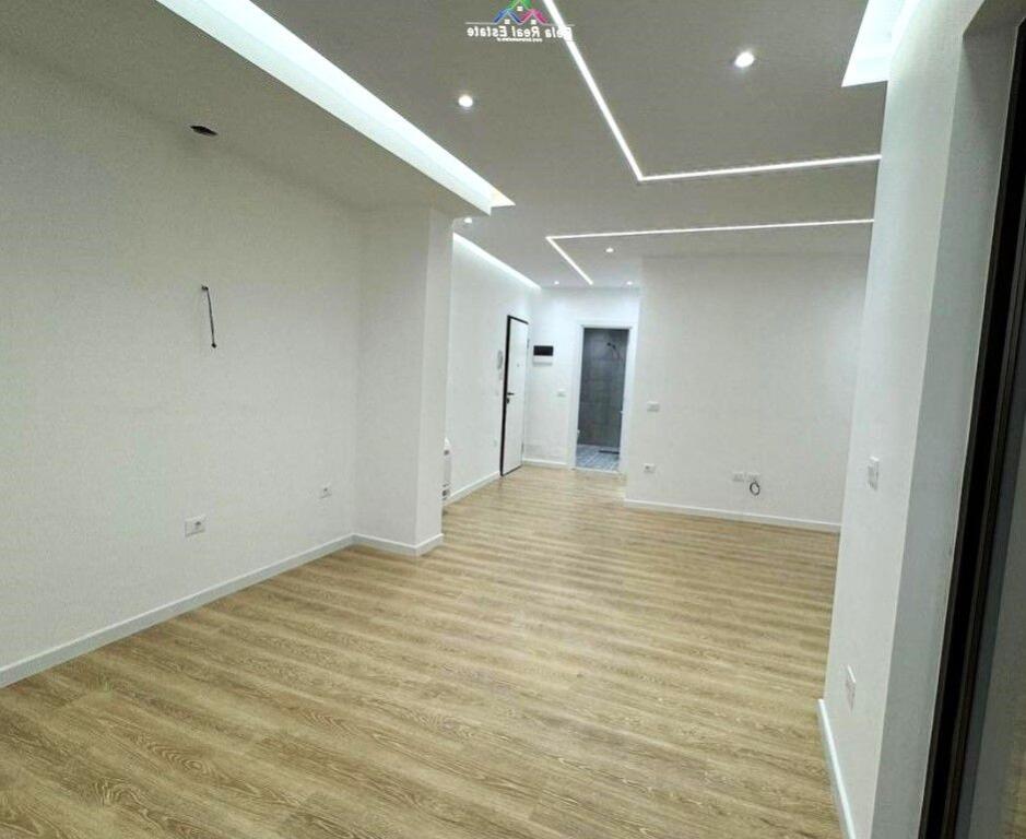 Zyre me Qera 1+1 Tek Myslym Shyri (ID BZ2478) Tirane.