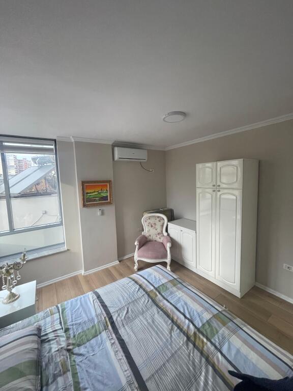 Apartment 2+1+2 for rent in the center of Tirana