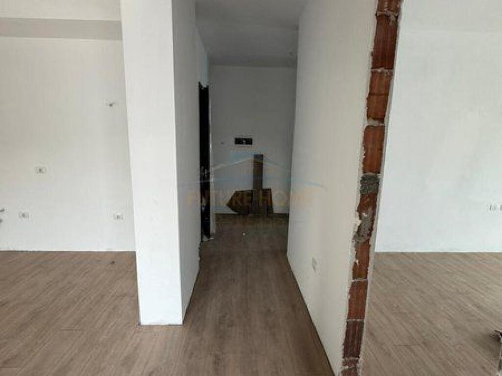 Shitet, Apartament 2+1, Don Bosko, Tiranë.