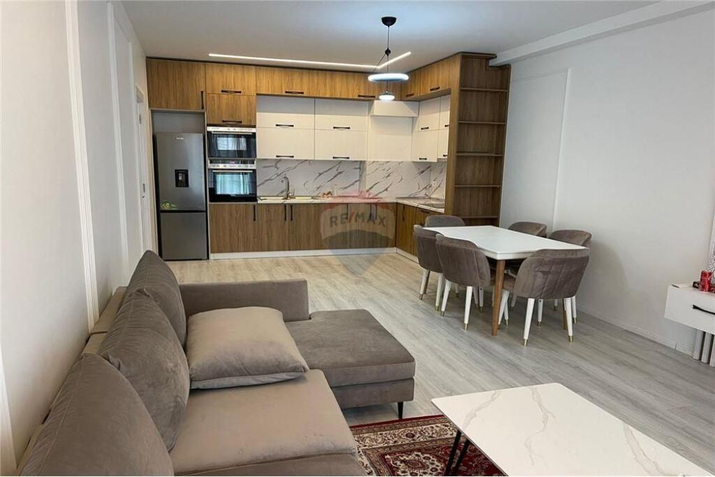 Apartment - For Rent - Pharmacy 10, Tirana