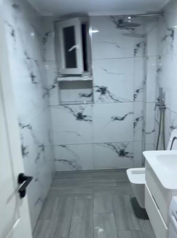 2+1 apartment for rent at Harry Fultz!