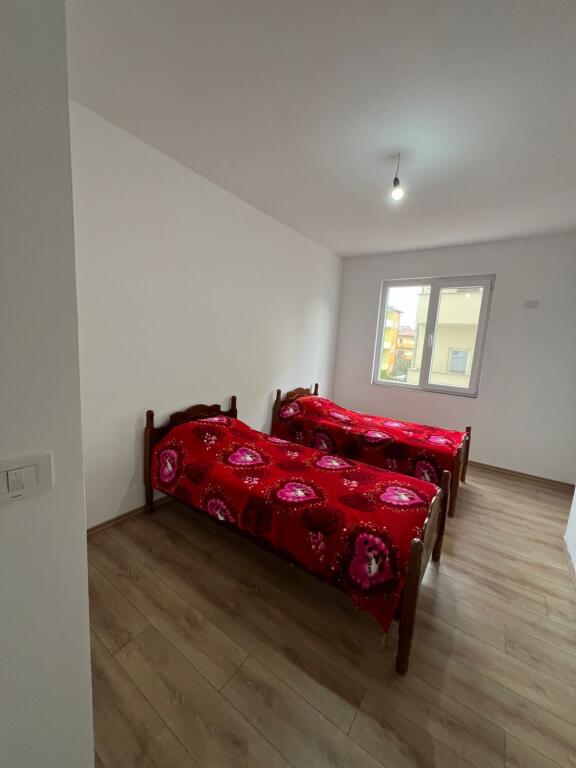 APARTAMENT ME QERA 2+1