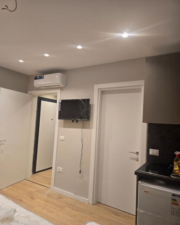 JEPET ME QIRA GARSONIERE –  BRRYLI 📍