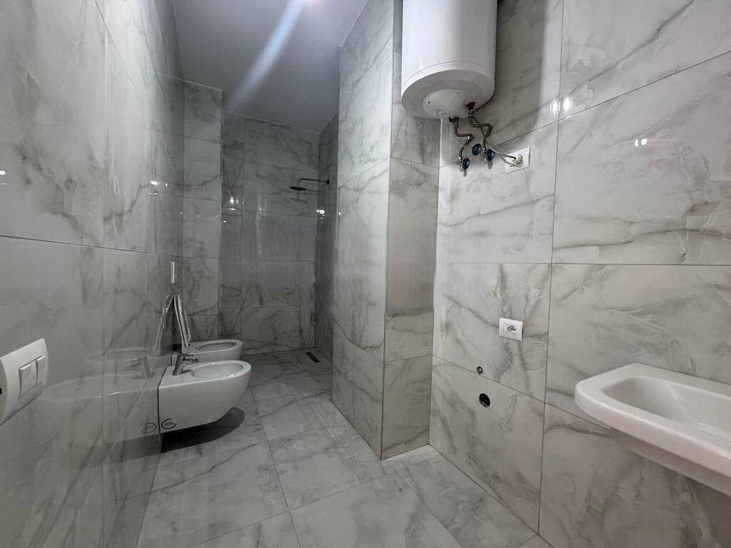 SIRI KODRA, SELL APARTMENT 1+1+PARKING SPACE 165,000 €