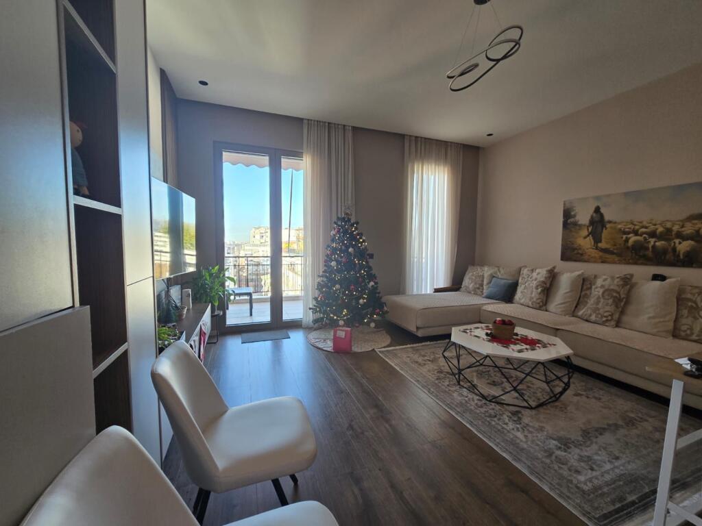 APARTAMENT QIRA 2+1 K.DELIJORGJI