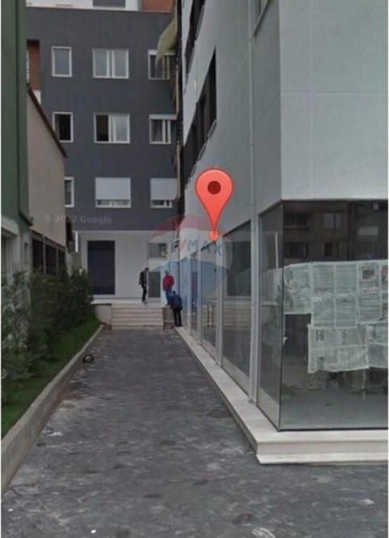 Shitet Dyqan Tregu Elektrik Ali Demi !