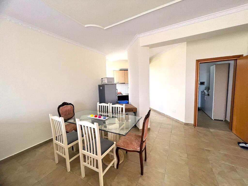 500 meters from Orikum Beach - Very big apartment fully furnished