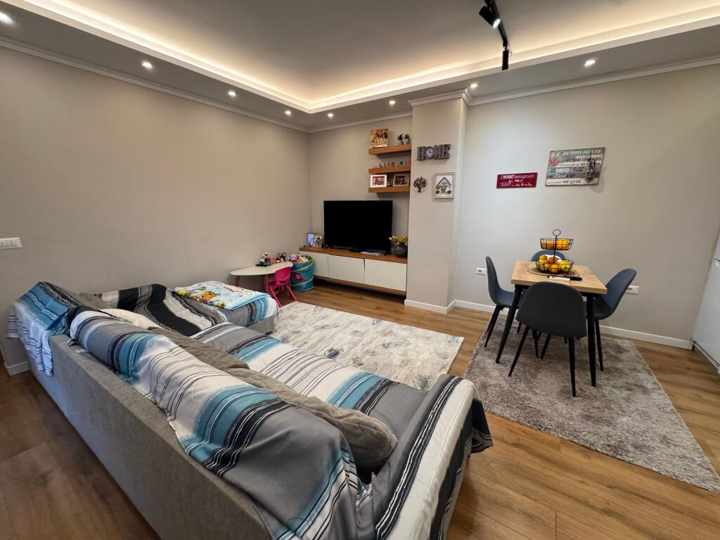 Appartamento 2+1 in Vendita – Selitë, vicino all'Università Barleti.