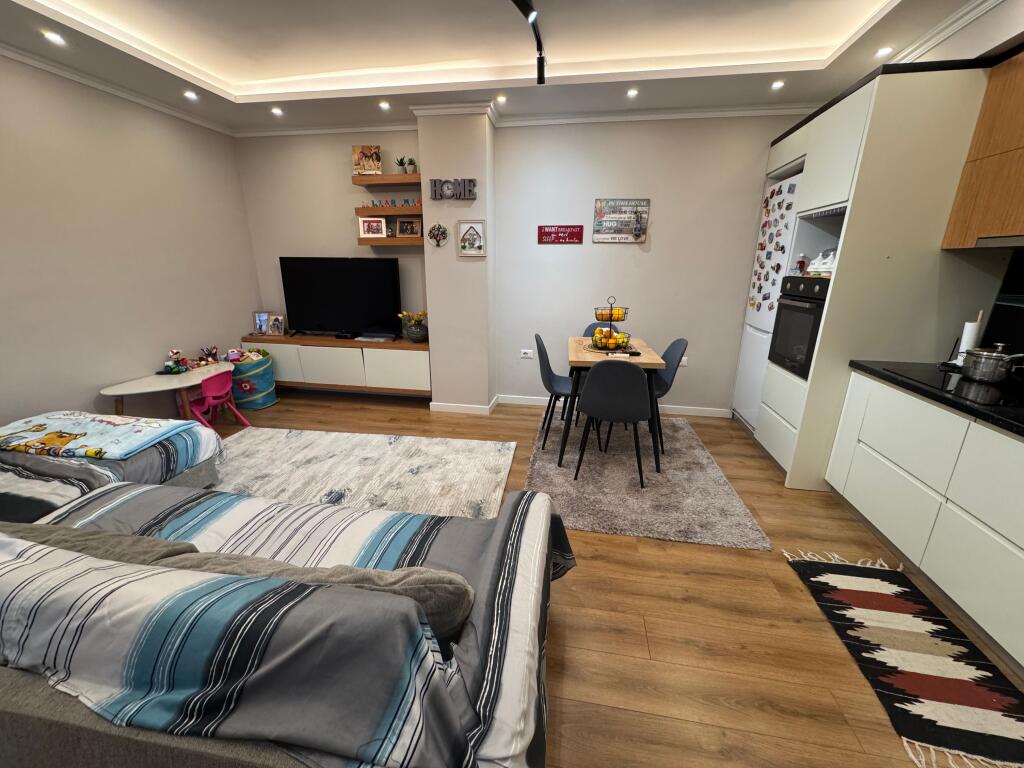 Appartamento 2+1 in Vendita – Selitë, vicino all'Università Barleti.