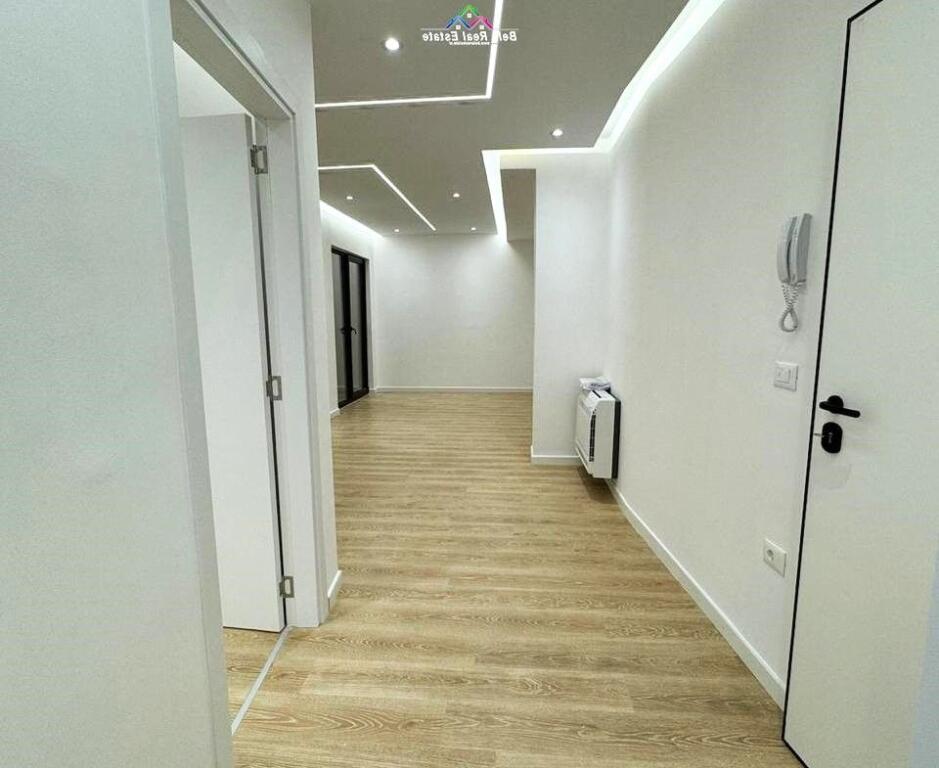 Zyre me Qera 1+1 Tek Myslym Shyri (ID BZ2478) Tirane.