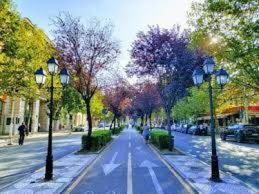 🏡 Apartment 1+1 for Sale – Kavaja Street (near Square 21)