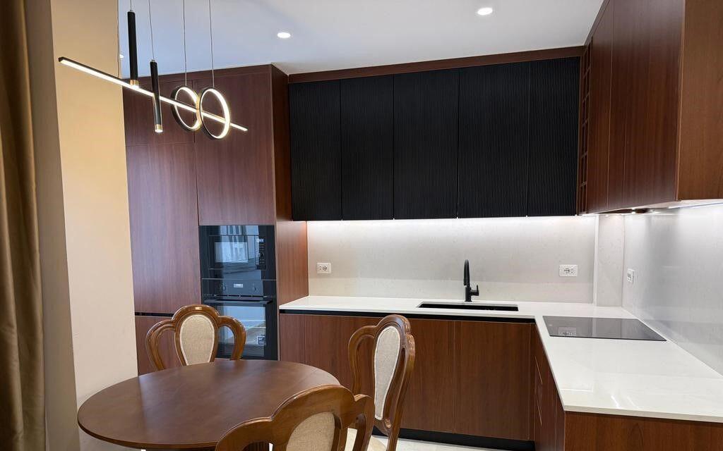 Apartament 2+1+2 jepet me qira – Rruga “Mina Peza”, Tiranë!