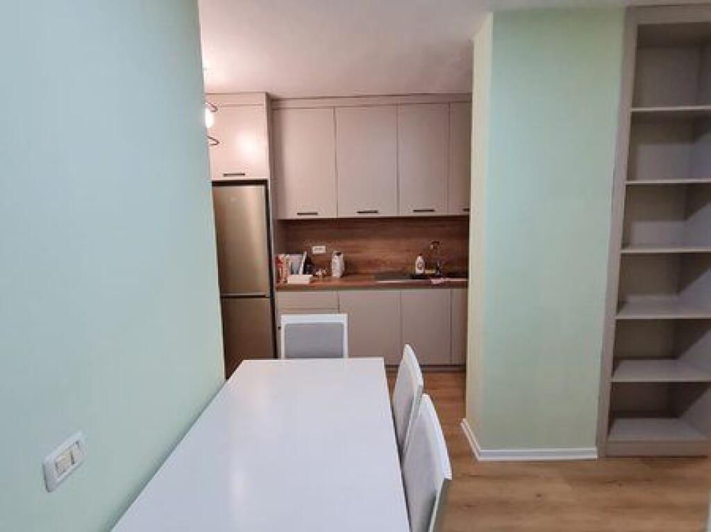 For sale, Apartment 2+1+ Parking Space, Kavaja Street, Tirana.