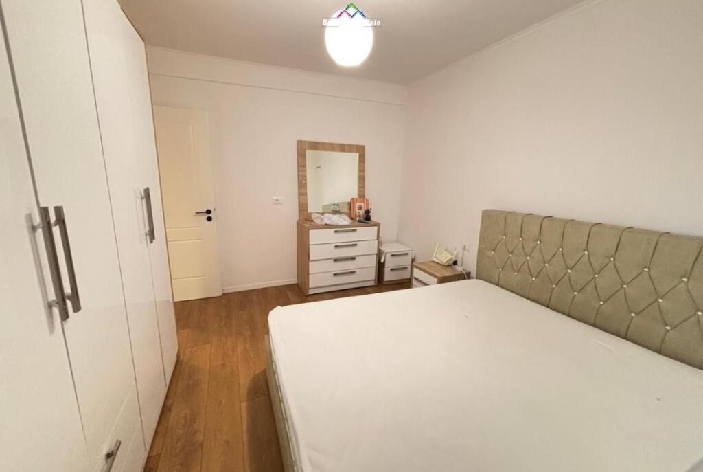 Aparament Me Qera 2+1 Tek Harry Fultz (ID B2211387) Tirane