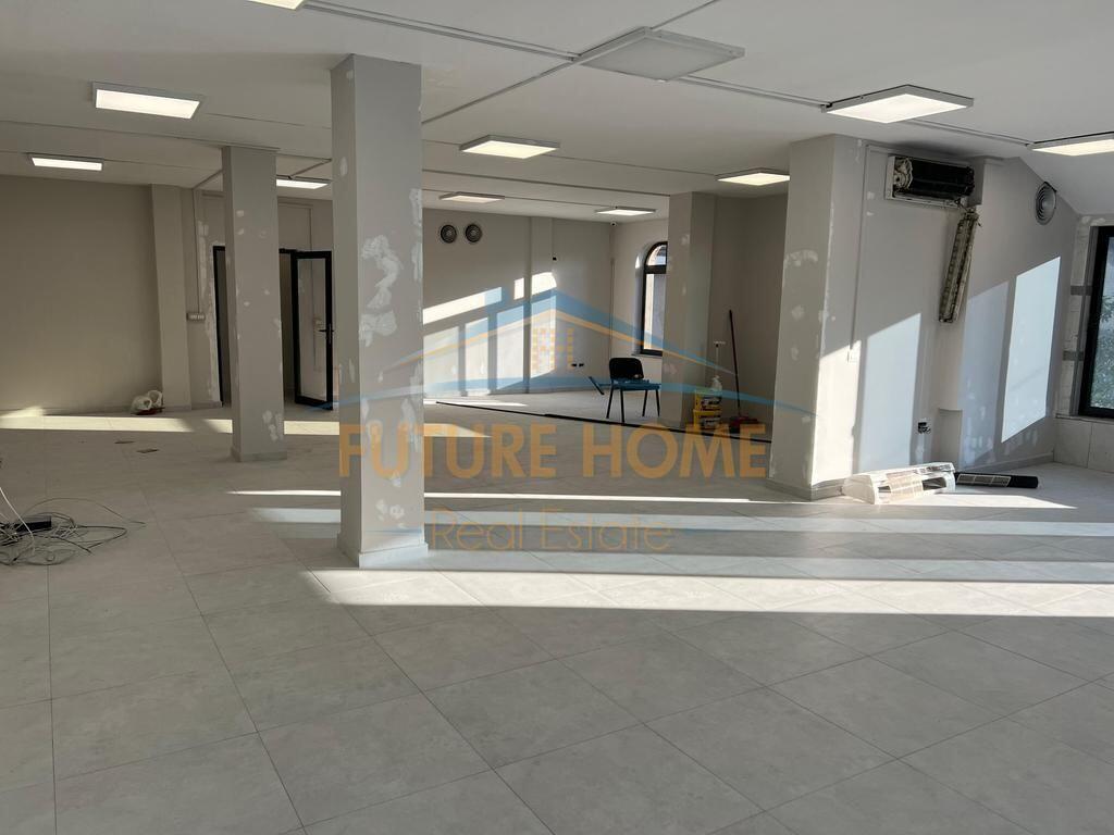 Qira, Ambient per zyra, 21 Dhjetori